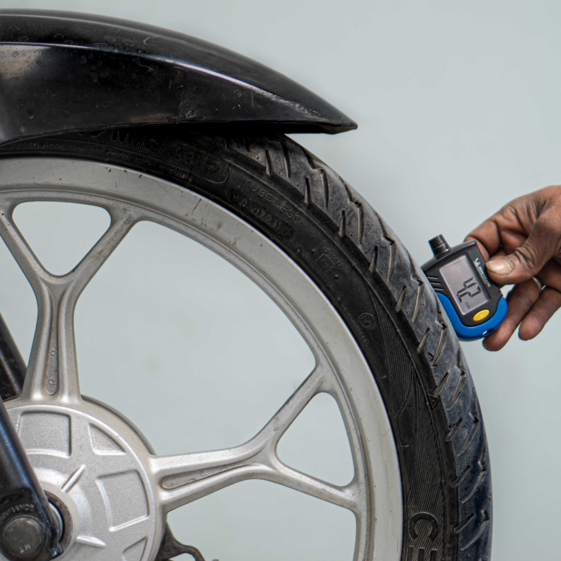 Hero Platina 100 front tyre condition tread depth used bike Gurgaon inspection close up