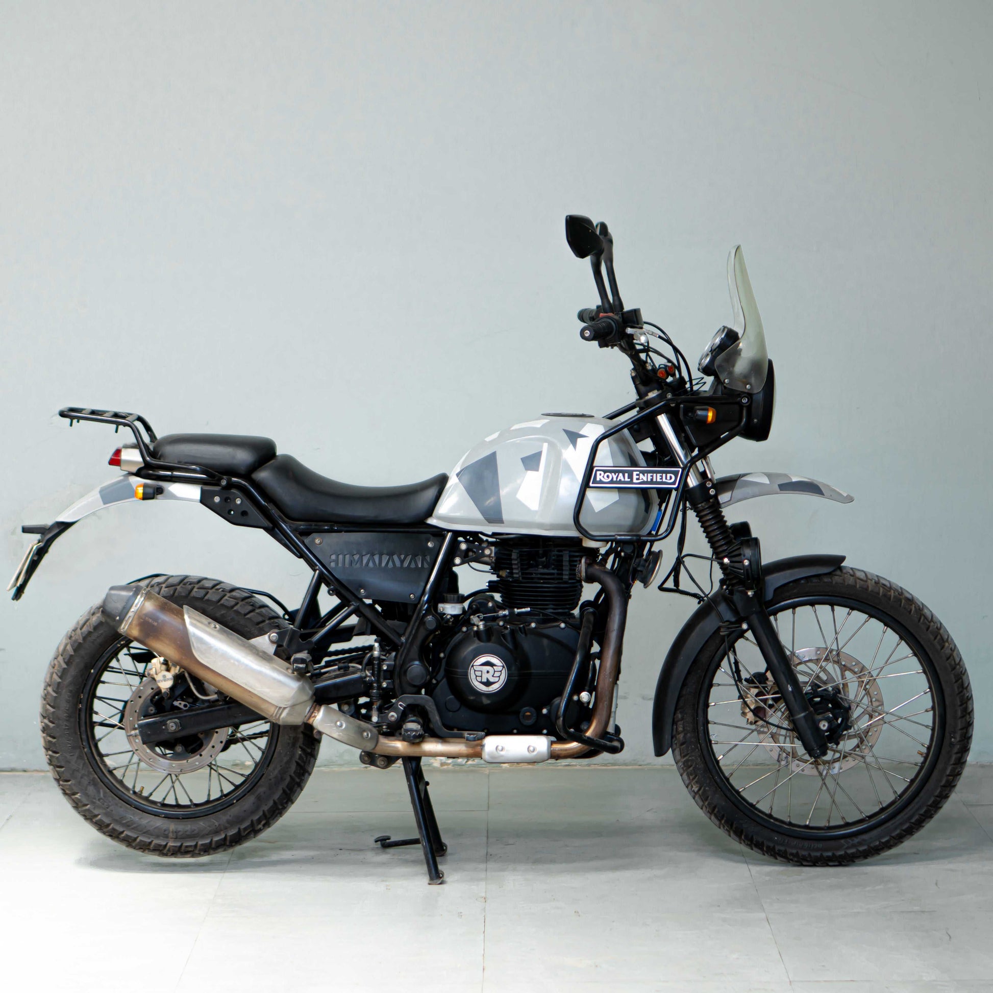 TVS Apache RTR right side profile used bike Gurgaon performance bike daily use condition
