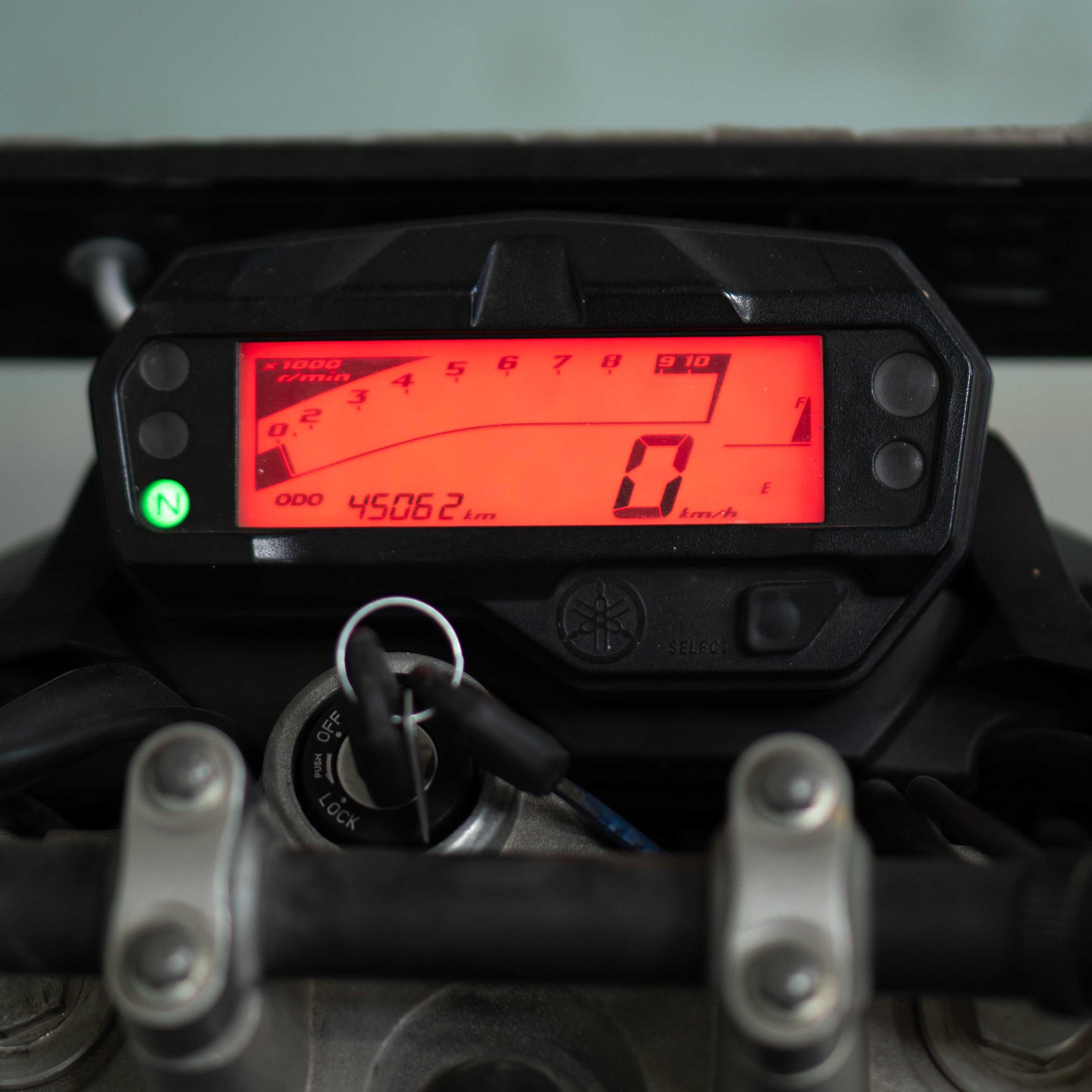 Yamaha FZ odometer reading used bike Gurgaon instrument cluster and km condition