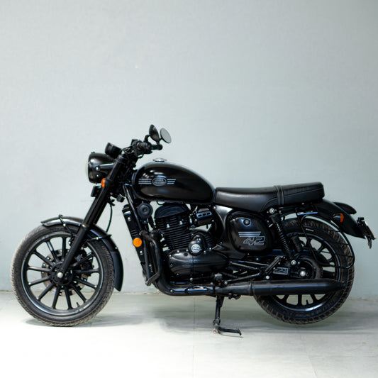 Used Jawa 42 black left side view in Gurgaon modern retro bike premium condition