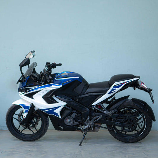Bajaj Pulsar RS 200