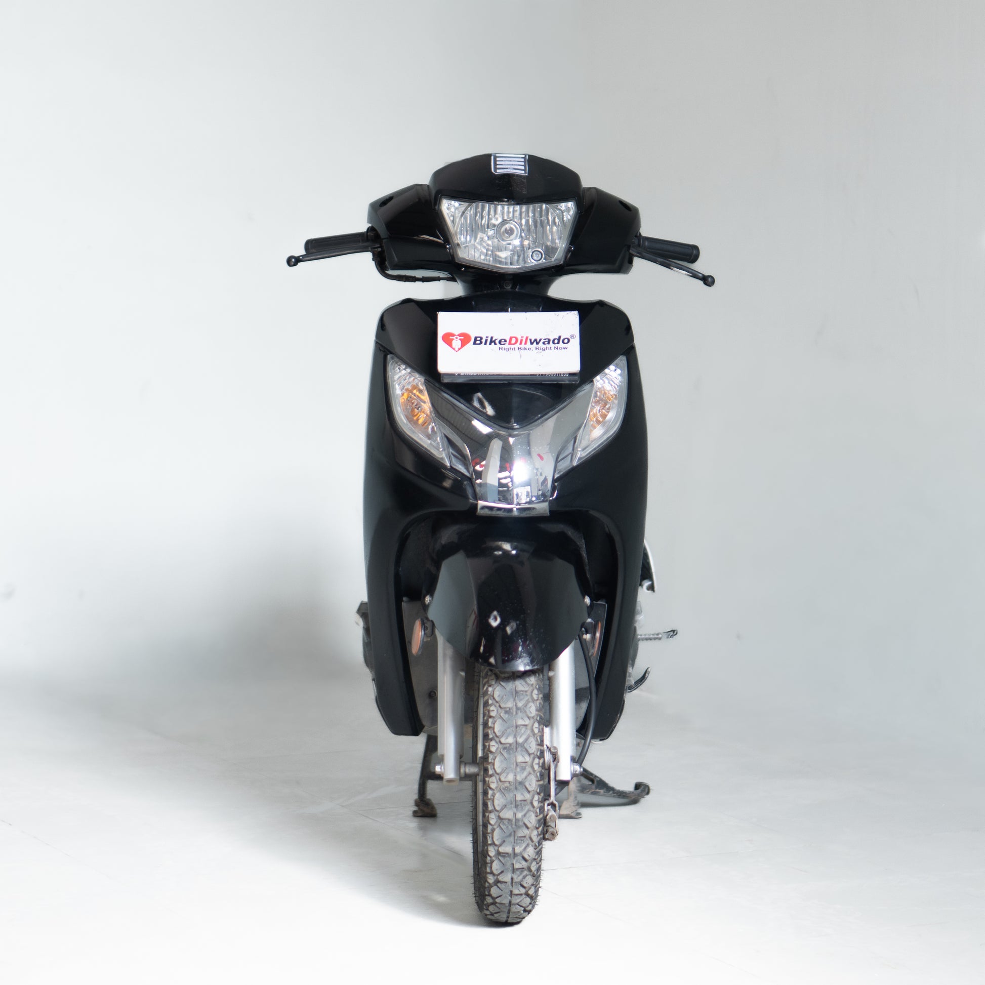 used honda activa avaible for sale in gurgaon front view