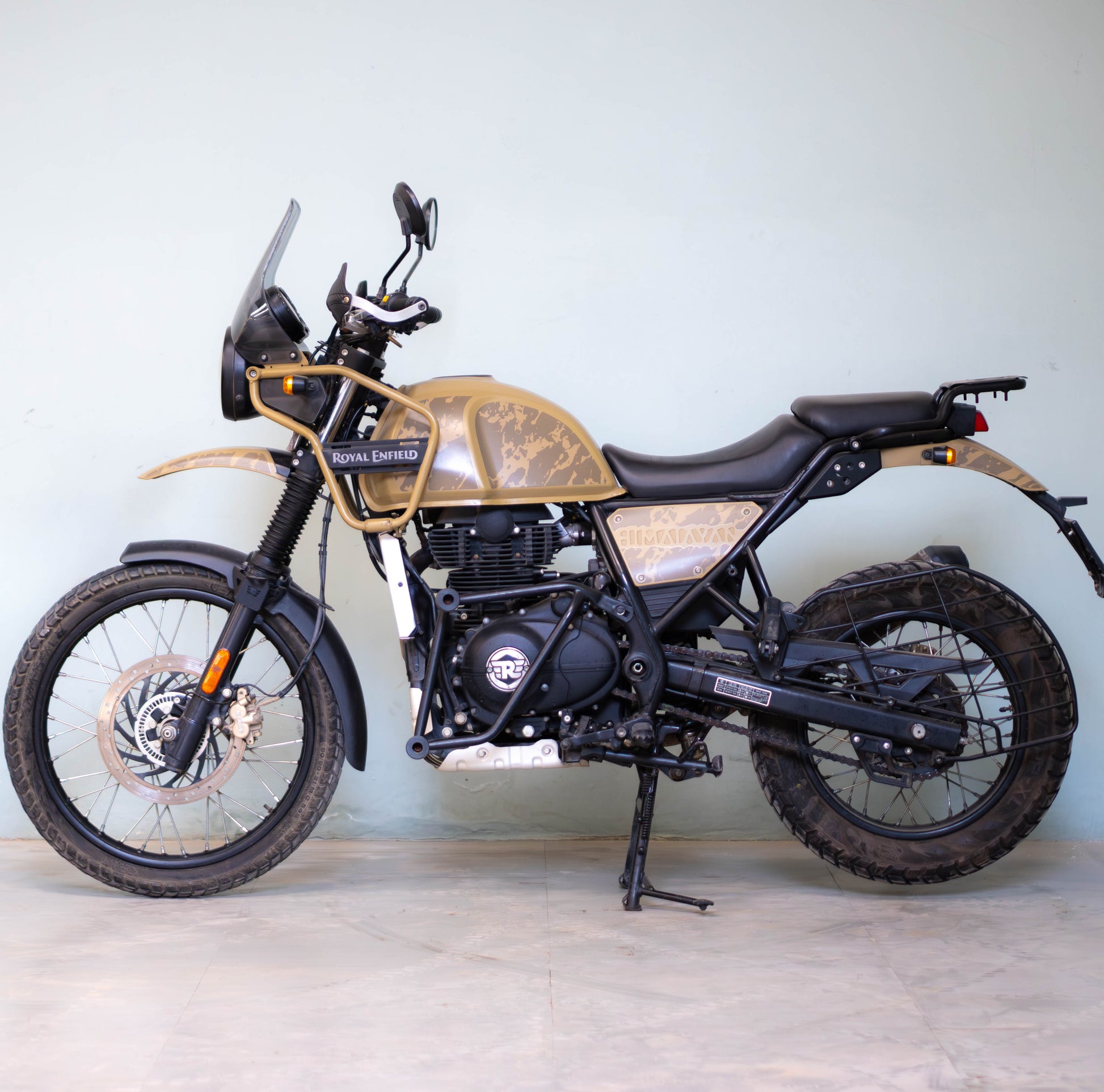 used himalayan  in gurgaon  side view