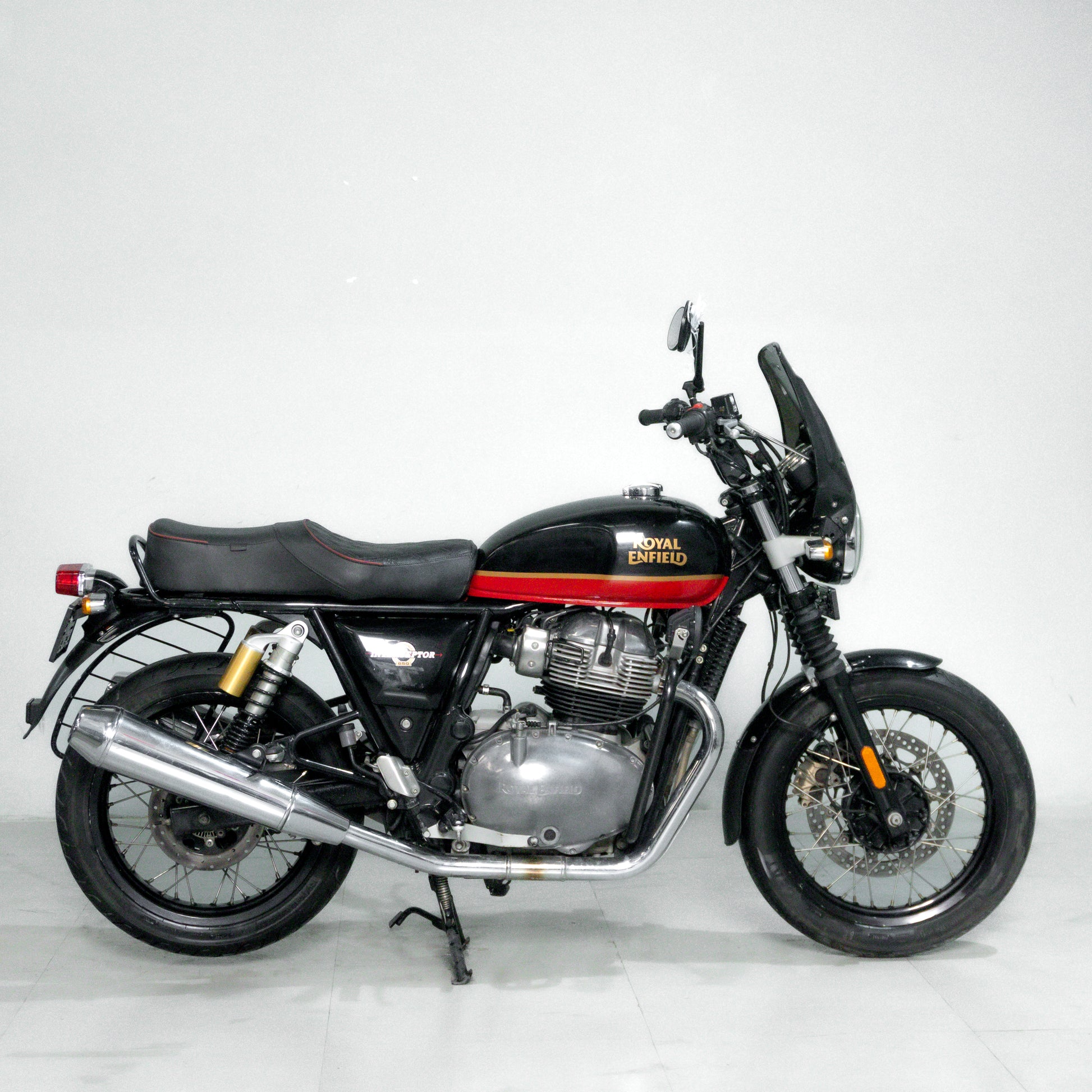 Royal Enfield Interceptor 650 second hand bike – side profile
